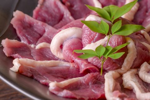 京鴨肉のグリル ガーリックペッパーソース