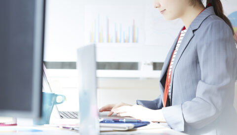 【本社】京鴨販売の営業アシスタント／正社員★未経験歓迎★